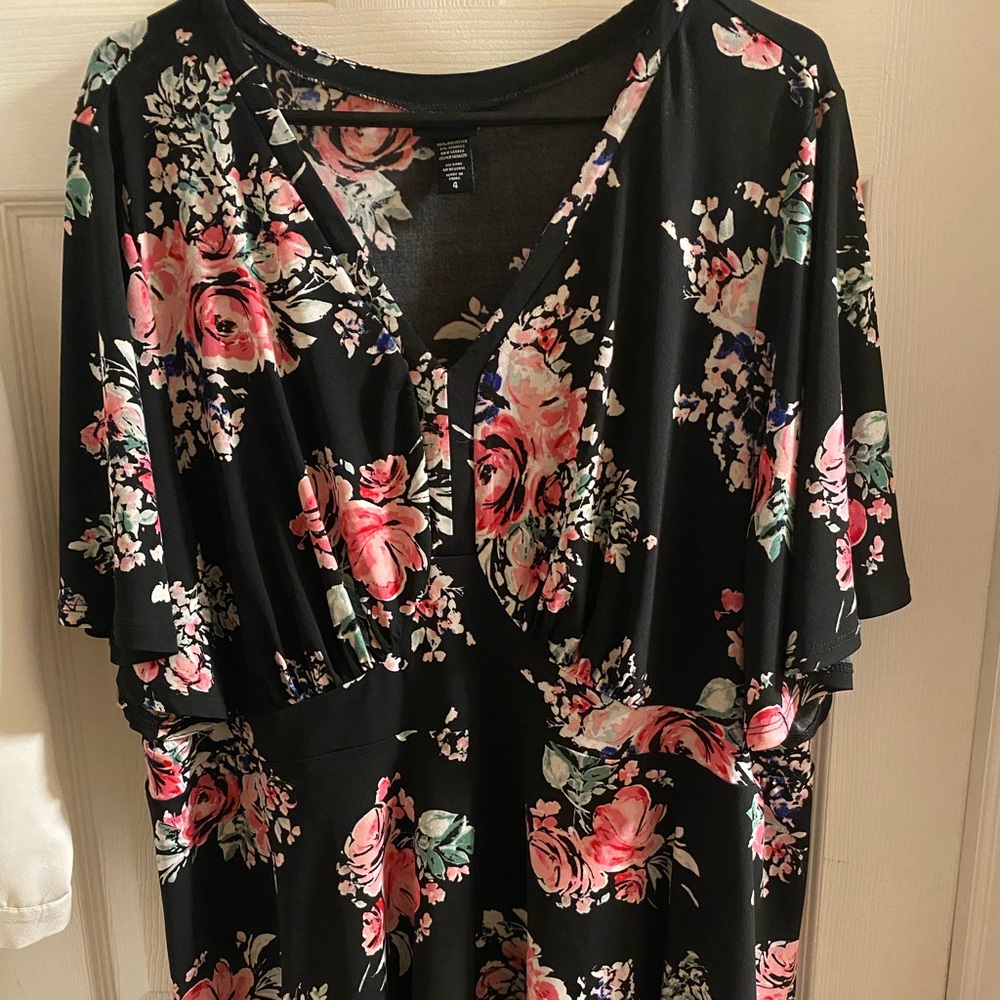Floral Torrid Short Sleeve Top 3XL